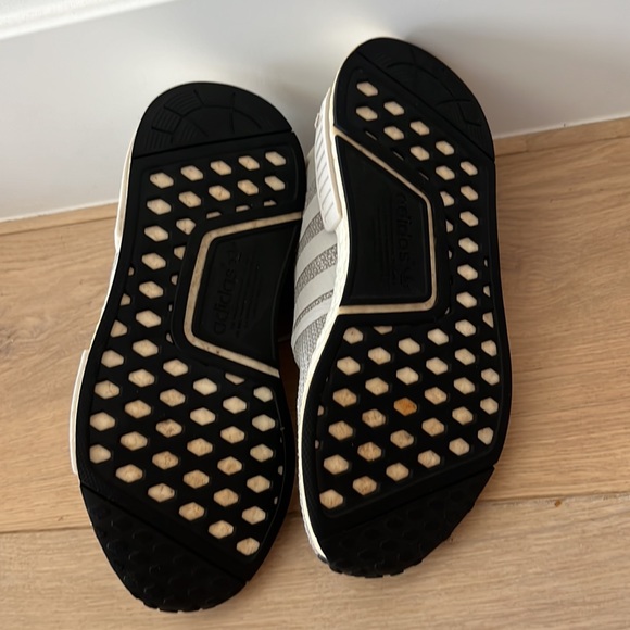 Adidas NMD R1 Low-Top Sneakers in Gray - Picture 6 of 6